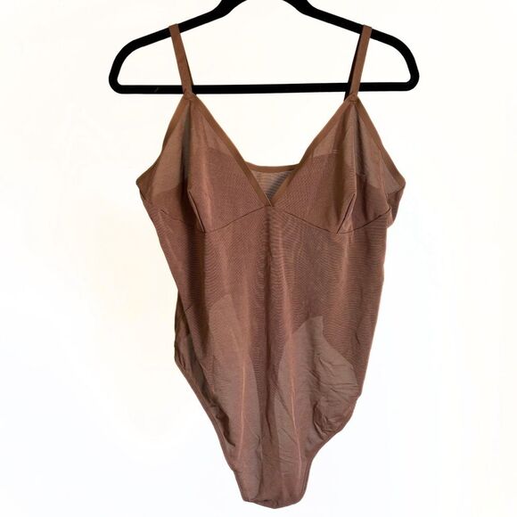 Skims Sheer Sculpt Thong Bodysuit - Jasper - 4x - Picture 1 of 7